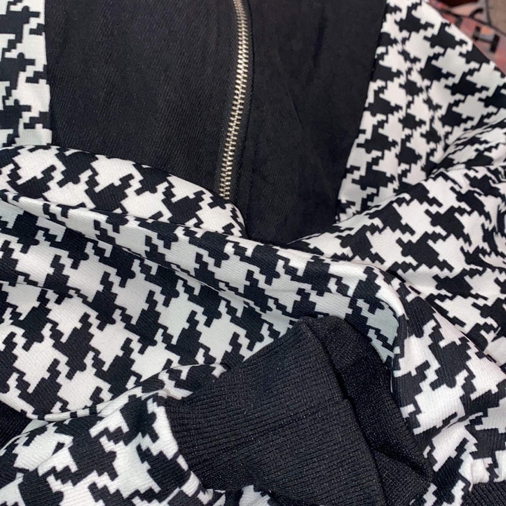 NEW INVENTORY 🔥Hoodstooth Zip Up Crop Bomber Jacket🔥 - Picture 6 of 6